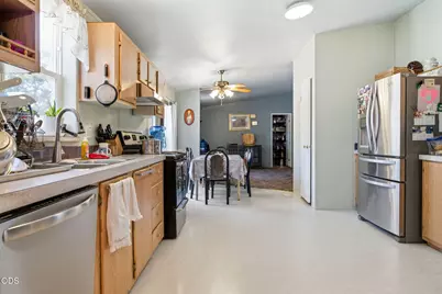 222 Crescent Drive, Eagle Point, OR 97524 - Photo 5