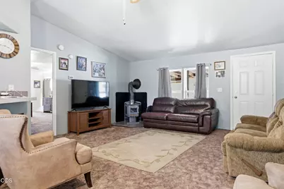 222 Crescent Drive, Eagle Point, OR 97524 - Photo 7