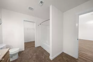 654 NE Providence Dr, Bend, OR 97701 - Photo 23