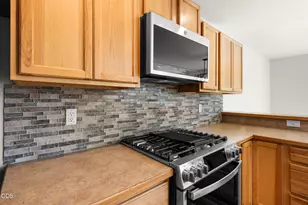 654 NE Providence Dr, Bend, OR 97701 - Photo 13