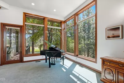 61712 Broken Top Drive, Bend, OR 97702 - Photo 9