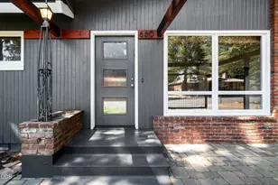 660 NE Innes Ln, Bend, OR 97701 - Photo 9
