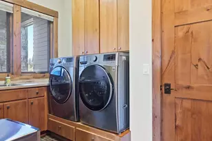 19361 Roswell Dr, Bend, OR 97702 - Photo 29