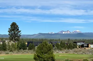 19361 Roswell Dr, Bend, OR 97702 - Photo 3