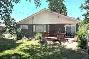 3206 Summers Ln, Klamath Falls, OR 97603 - Photo 1