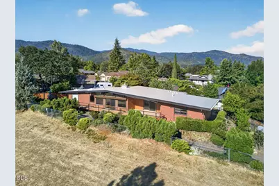 738 Fairway Court, Ashland, OR 97520 - Photo 41