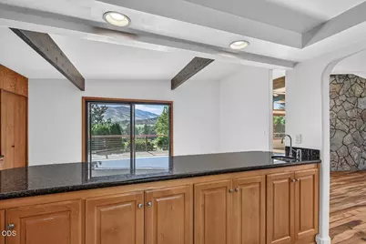 738 Fairway Court, Ashland, OR 97520 - Photo 15