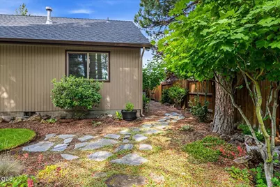 61274 Columbine Lane, Bend, OR 97702 - Photo 35