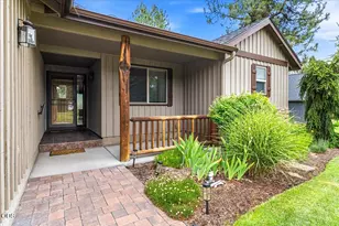 61274 Columbine Ln, Bend, OR 97702 - Photo 3