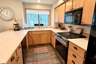 57340 Beaver Ridge Loop, Sunriver, OR 97707 - Photo 5