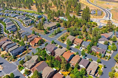 61156 SE Sydney Harbor Drive, Bend, OR 97702 - Photo 53