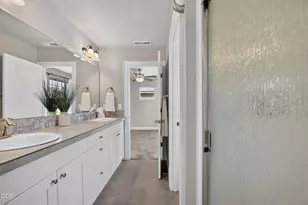 20540 Gloucester Ln, Bend, OR 97701 - Photo 23