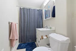 825 W 13th St, Medford, OR 97501 - Photo 21