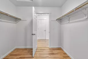 60180 Pawnee Rd, Bend, OR 97702 - Photo 23