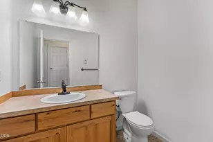 60180 Pawnee Rd, Bend, OR 97702 - Photo 13