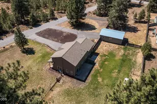 60180 Pawnee Rd, Bend, OR 97702 - Photo 45