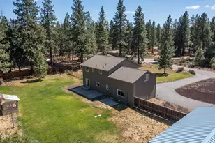 60180 Pawnee Rd, Bend, OR 97702 - Photo 49