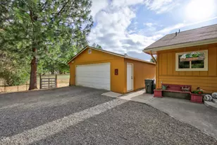 5164 Glen Echo Wy, Central Point, OR 97502 - Photo 25
