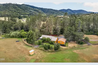 5164 Glen Echo Way, Central Point, OR 97502 - Photo 29