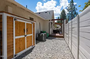 577 NW Greyhawk Ave, Bend, OR 97703 - Photo 51