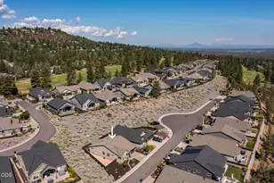 3041 NW Butte View Dr, Bend, OR 97703 - Photo 39