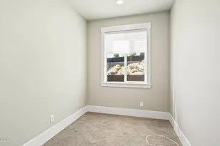 3041 NW Butte View Dr, Bend, OR 97703 - Photo 13