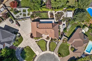 2430 Quail Run Dr, Medford, OR 97504 - Photo 53