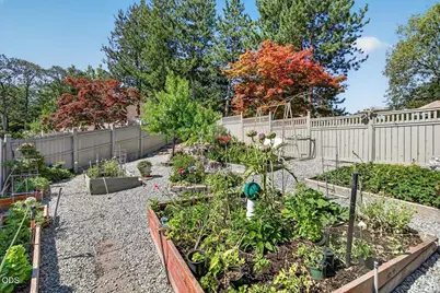 2430 Quail Run Drive, Medford, OR 97504 - Photo 43