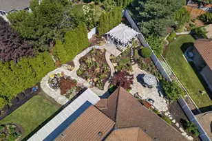 2430 Quail Run Dr, Medford, OR 97504 - Photo 53