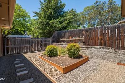 112 Orchard Lane, Shady Cove, OR 97539 - Photo 39