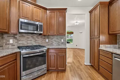 112 Orchard Lane, Shady Cove, OR 97539 - Photo 9