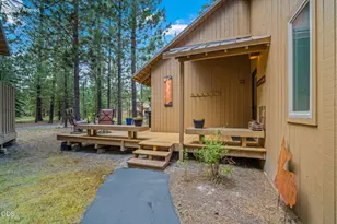 17631 Cluster Cabin Ln, Sunriver, OR 97707 - Photo 1