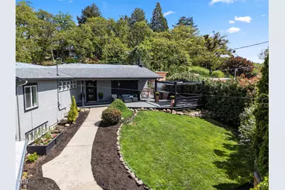 524 N Berkeley Way, Medford, OR 97504 - Photo 49