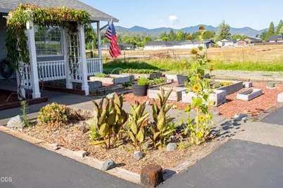 3326 Leonard Road, Grants Pass, OR 97527 - Photo 65
