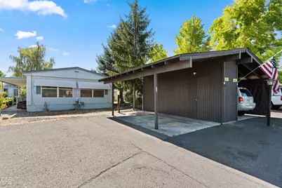 119 Briarwood Way, Grants Pass, OR 97526 - Photo 17