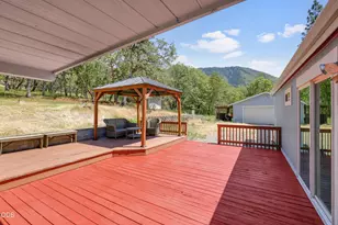 235 Dearing Wy, Grants Pass, OR 97527 - Photo 23