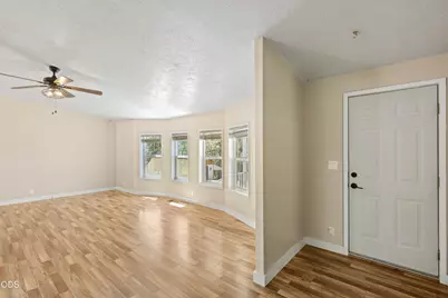235 Dearing Way, Grants Pass, OR 97527 - Photo 3