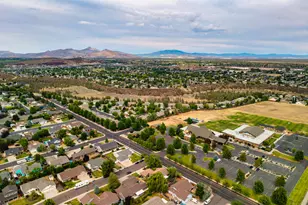 1922 NW Wildflower Pl, Redmond, OR 97756 - Photo 49