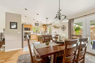 1922 NW Wildflower Pl, Redmond, OR 97756 - Photo 13