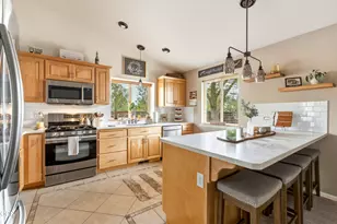 1922 NW Wildflower Pl, Redmond, OR 97756 - Photo 15