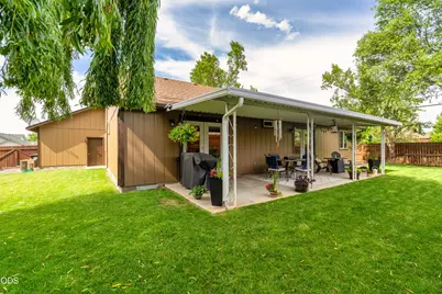 1922 NW Wildflower Place, Redmond, OR 97756 - Photo 43