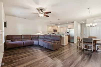 820 N Hindeman Street, Sisters, OR 97759 - Photo 13