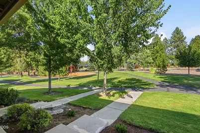 820 N Hindeman Street, Sisters, OR 97759 - Photo 43