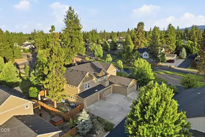 820 N Hindeman Street, Sisters, OR 97759 - Photo 53