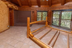 54685 Silver Fox Dr, Bend, OR 97707 - Photo 17