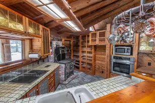 54685 Silver Fox Dr, Bend, OR 97707 - Photo 11