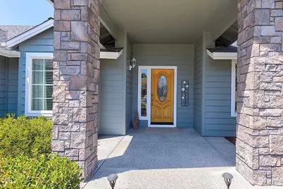 2714 SW Trinity Way, Grants Pass, OR 97527 - Photo 5