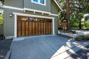 2438 NW Lemhi Pass Dr, Bend, OR 97703 - Photo 53