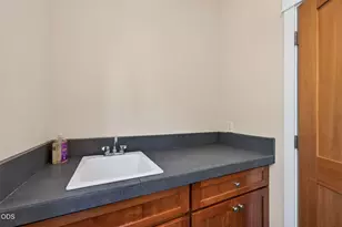 2438 NW Lemhi Pass Dr, Bend, OR 97703 - Photo 21