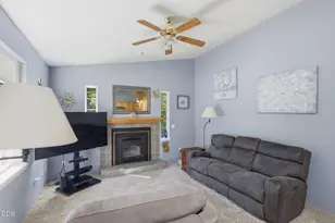 141 N Lappland Dr, Grants Pass, OR 97527 - Photo 31